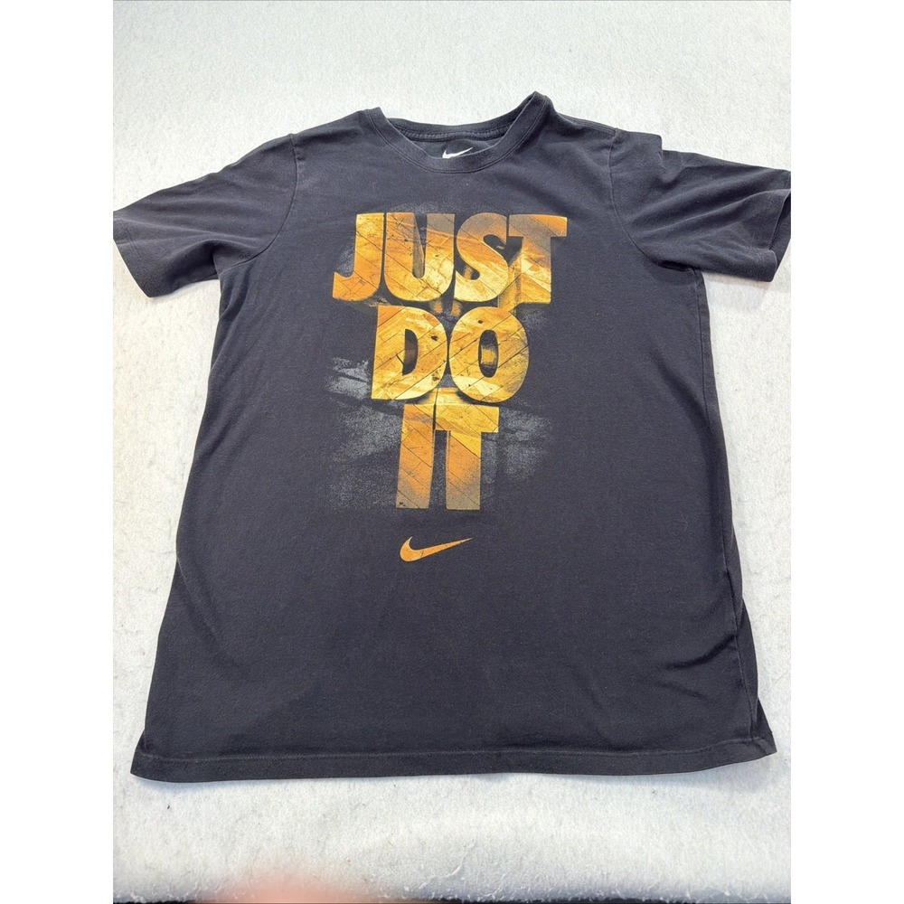Nike Dri-FIT Just Do It Graphic T-Shirt Youth  Size‎ XL Black Athletic Tee